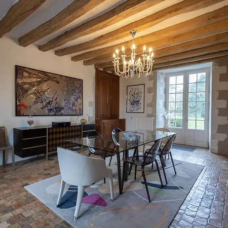 וילה Le Logis De Saint Jean *