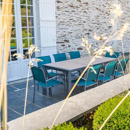 Vila Le Logis De Saint Jean