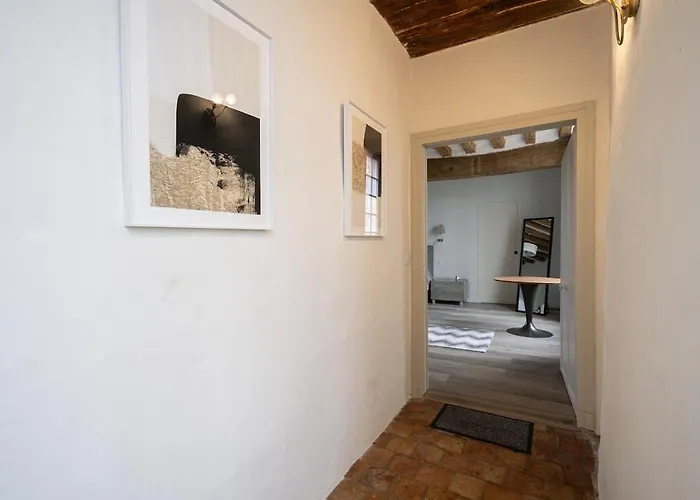 Le Logis De Saint Jean Les Garennes-Sur-Loire