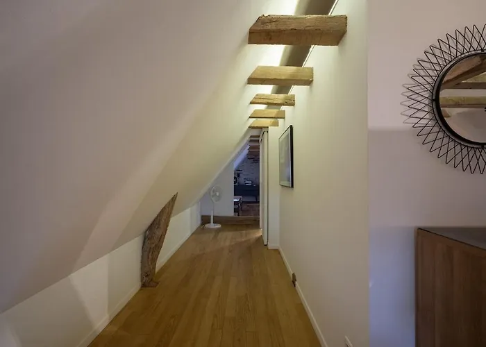 Le Logis De Saint Jean Les Garennes-Sur-Loire